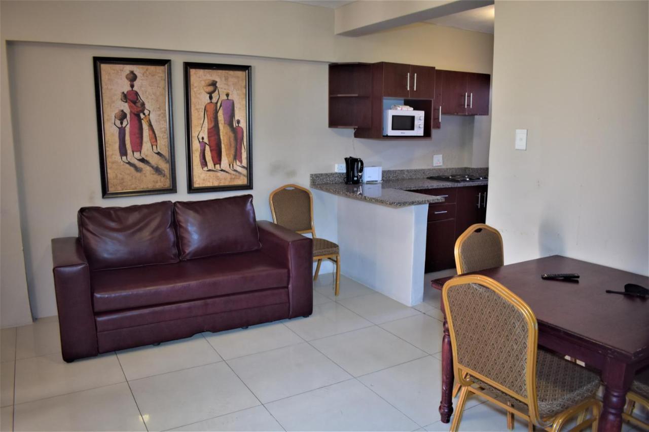 EMAKHOSINI SELF-CATERING APARTMENTS DURBAN (South Africa) - from US$ 95 |  BOOKED